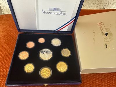 SET Monnaie de Paris EURO 2007 fleur de coin - sur boite blanche - réf - Photo 1