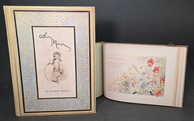 un livre ouvert sur lequel figure l'image d'une femme à vélo