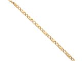 un bracelet en or avec un maillon ovale sur fond blanc