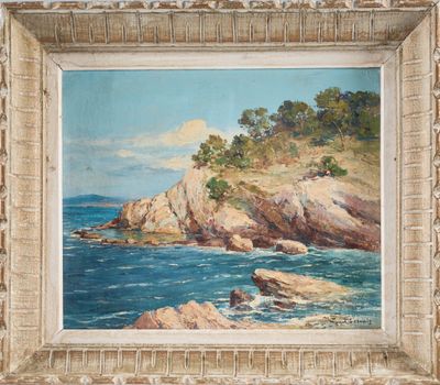 une peinture à l'huile représentant une côte rocheuse avec des arbres en arrière-plan