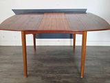 an image of a table with a ping pong table on it