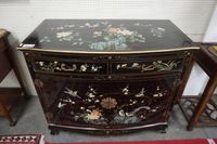 buffet en laque de Chine - décor de fleurs et d'oiseaux - av…