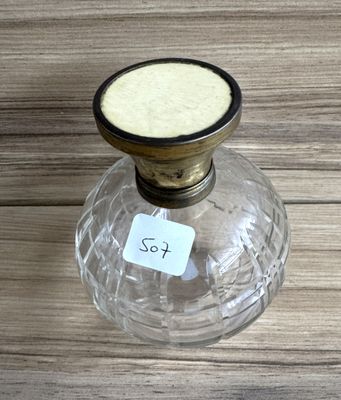 Flacon à Parfum en cristal et bouchon en argent H 13 cm