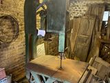a machine that is sitting inside of a building
