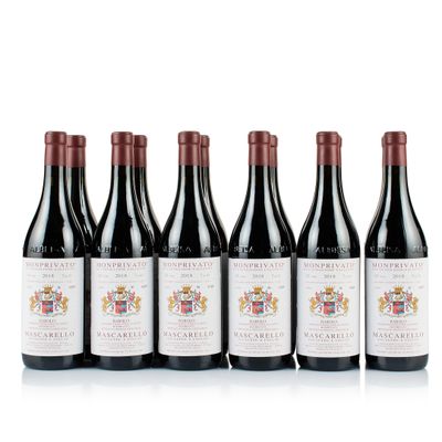 six bouteilles de vin rouge alignées