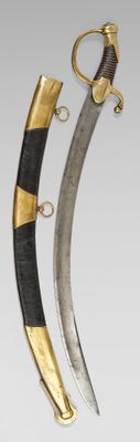 paire de deux épées ornées de motifs noirs et dorés sur fond blanc
