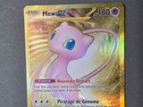 une carte Pokémon sur laquelle figure un chat rose