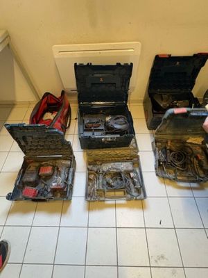 Lot de 13 perçeuses, 3 meuleuses - Photo 1