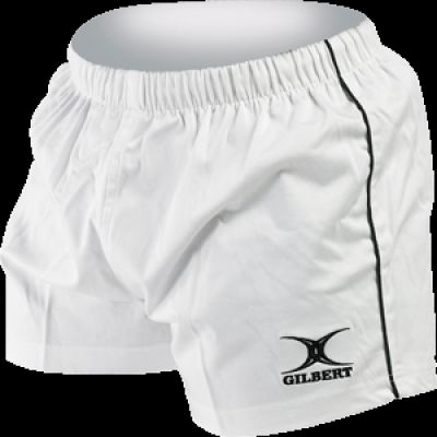 un gros plan sur un short blanc avec un logo sur le côté