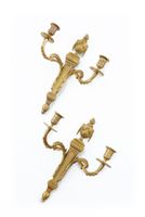 PAIRE D'APPLIQUES