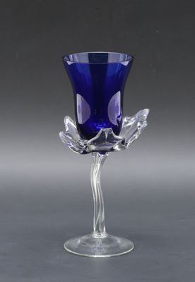 Petit vase ou photophore en verre à corps teinté bleu nuit, …