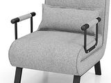 une image représentant une chaise grise aux pieds noirs sur fond blanc