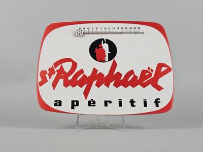 une photo d'une enseigne sur laquelle on peut lire « Payhouse Appétif »