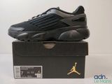 Jordan Air Jordan XI Low noir et or