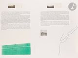 un livre sur lequel figure la photo d'une personne sur une planche de surf