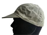 gros plan d'un chapeau sur la tête d'un mannequin