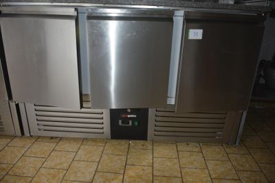 Tour réfrigéré GGM Gastro avec saladette et étagère, sans le contenu,  - Photo 1