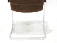 Fauteuil en bois, le dossier rectangulaire, gainé de toile, … (photo 6)