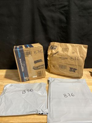 Lot de 4 colis Mystère (Retour Amazon,NPAI ,Adresse incomplè…