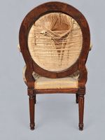 fauteuil de style Louis XVI, en bois teinté, à dossier médai… (photo 3)