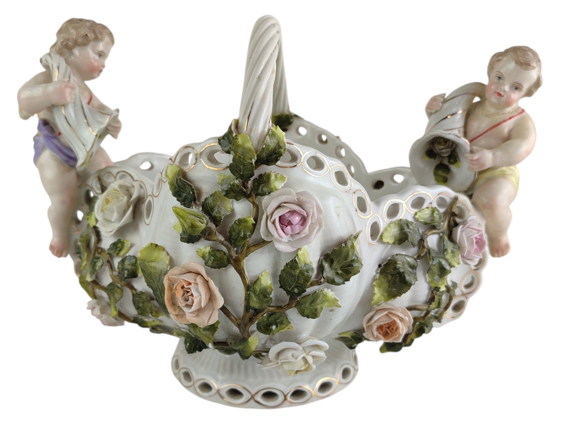 ALLEMAGNE DRESDE coupe en porcelaine à décor d'angelots et r…