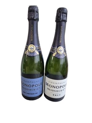 HEIDSIECK and Co Deux bouteilles de champagne, une brut prem…