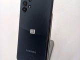 the back of a black samsung galaxy s9 with a camera attached to it