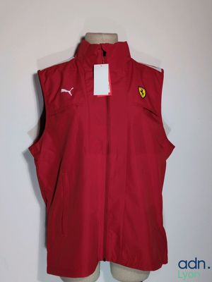 a close up of a red vest on a mannequin mannequin mannequin mannequin mannequin mannequin mannequin manne