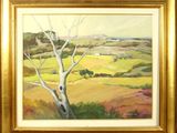 une peinture à l'huile représentant un arbre dans un champ d'herbe jaune