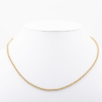 a gold chain necklace on a mannequin mannequin mannequin mannequin mannequin mannequin mannequin mannequin manne