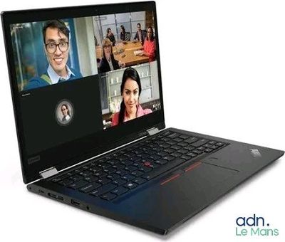 Le Lenovo ThinkPad X1 est un ordinateur portable doté d'un grand écran sur lequel apparaissent deux personnes.