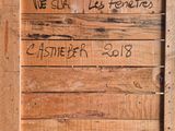 a wooden crate with writing on it that says, we see les fechets