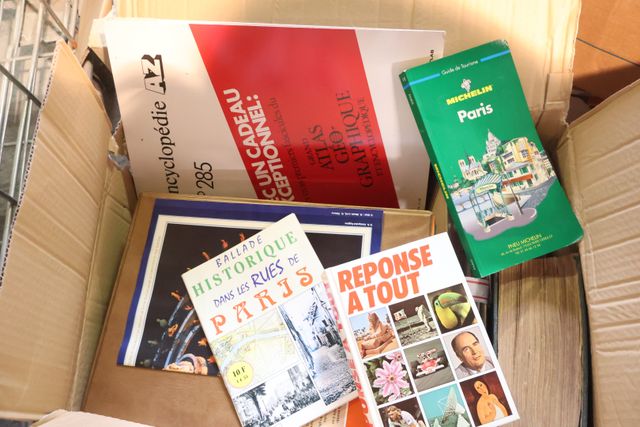 Lot de 3 cartons d’ouvrages modernes. 