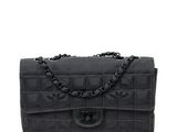 chanel black quilted lambskin medium double flap bag