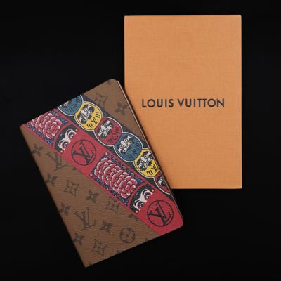 louis vuitton passport cover and box