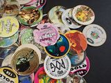a lot of buttons that are on a table