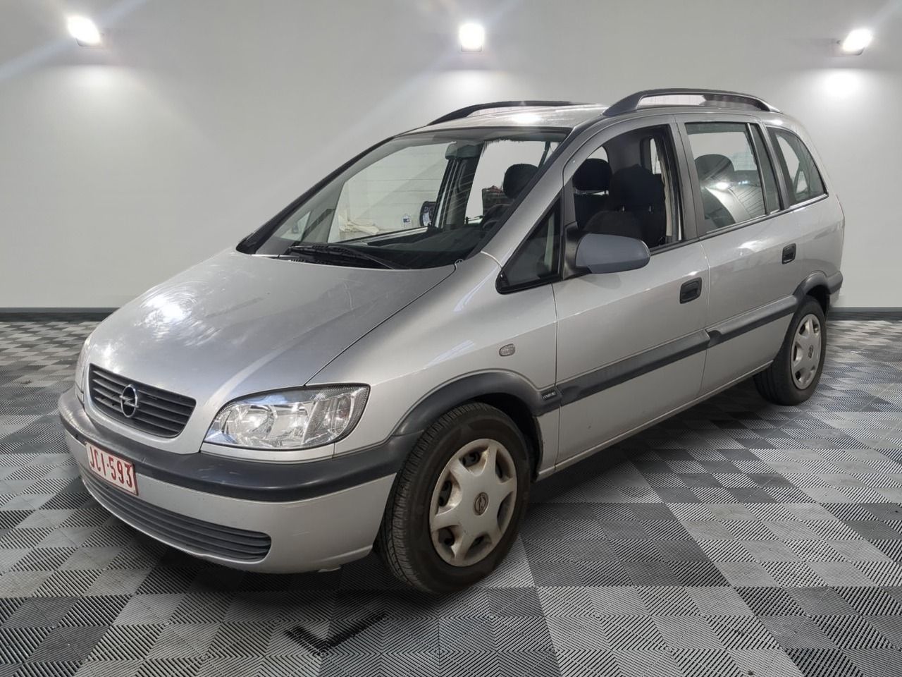 OPEL - ZAFIRA 1.9 DT CDTI COSMO FAP - GO - Mise en service: …