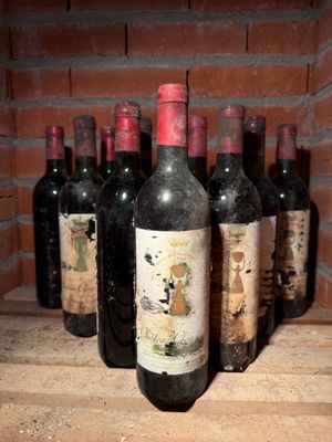 12 bouteilles Château CLERC-MILON, 5° cru Pauillac 1975 (ea,…