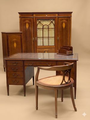 Bel ensemble de bureau 1925- 30 en acajou comprenant un bure…