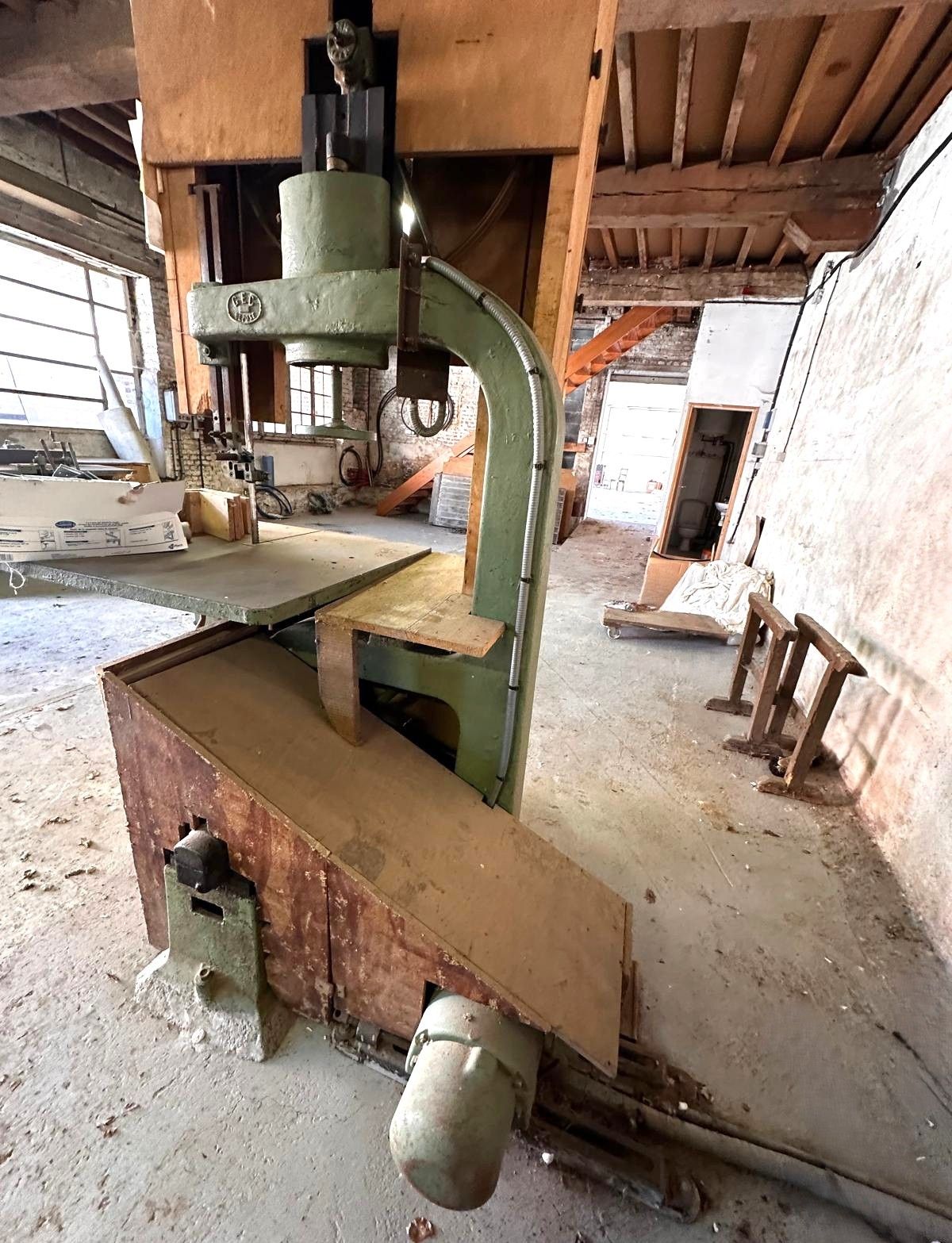 Objets d'art & Curiosités