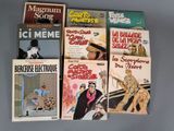 un grand nombre de livres posés sur une table