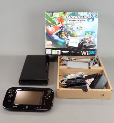 Console Nintendo Wii avec Mario Kart et accessoires, dans son emballage d'origine