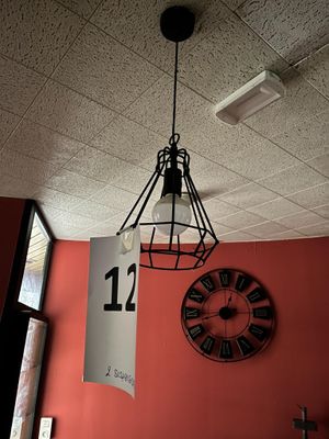 DEUX SUSPENSIONS METAL (obligation de mettre douille et ampo…