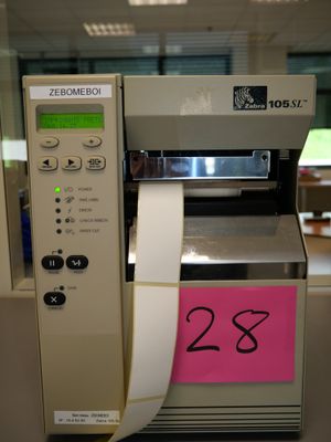 une imprimante ZEBRA 105SL , en l'état