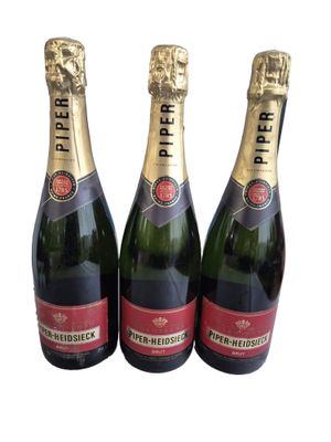 PIPER-HEIDSIECK Trois bouteilles de champagne brut