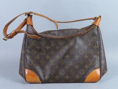 sac à bandoulière en toile et cuir monogramme louis vuitton