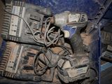 an image of a bunch of tools sitting on top of a blue box