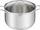 une casserole en acier inoxydable avec un couvercle, sur fond blanc