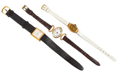 Lot de trois montres dame Une montre Iaxa * plaquי or et aci…