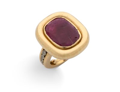 Bague “Rubis” Rubis coussin et diamants taille huit-huit